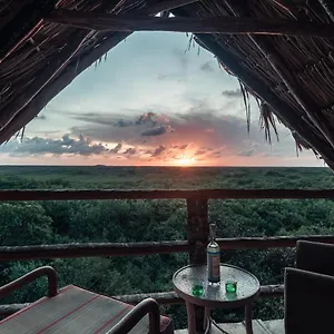 Hidden Treehouse Eco-hotel Tulum